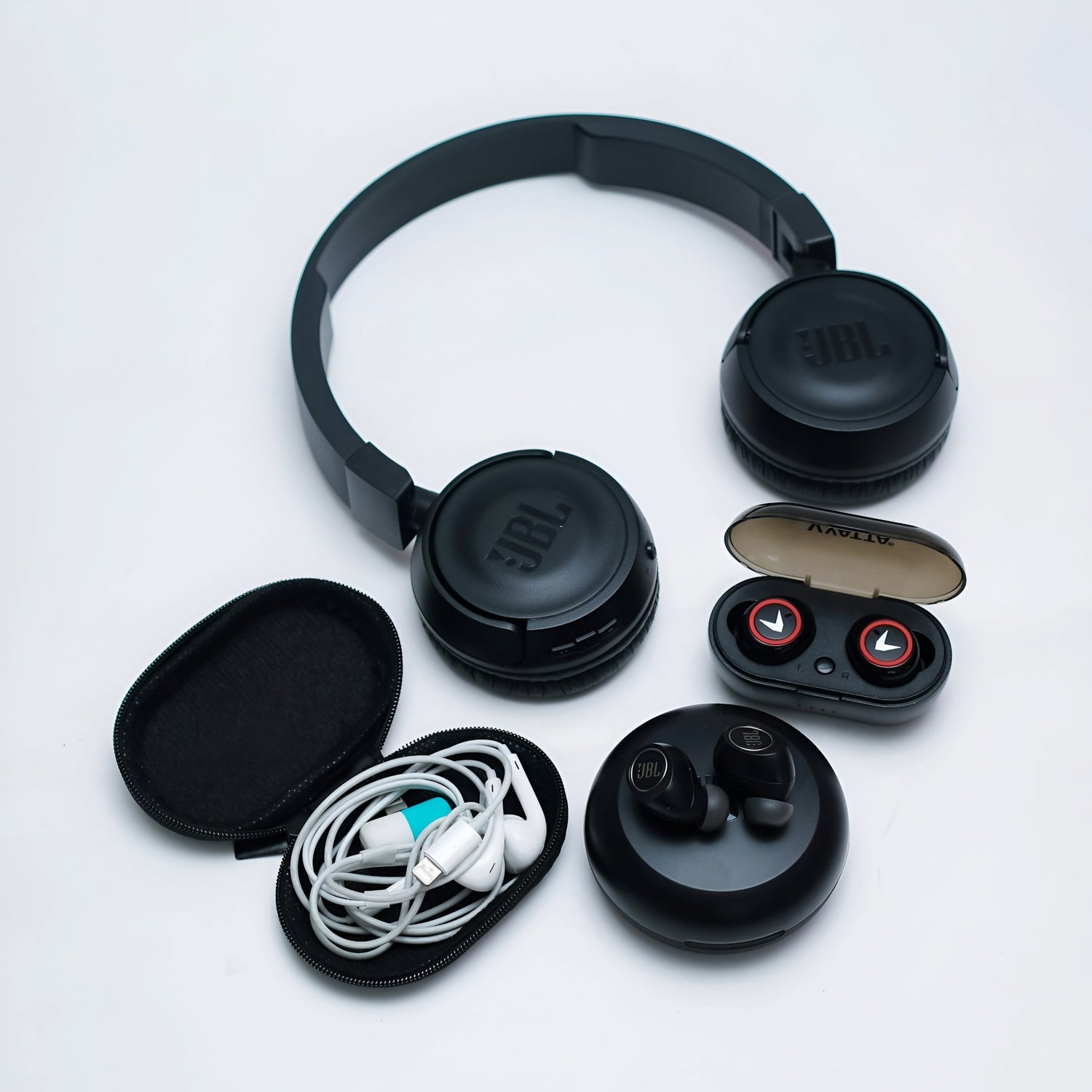 Headphones & Earphones